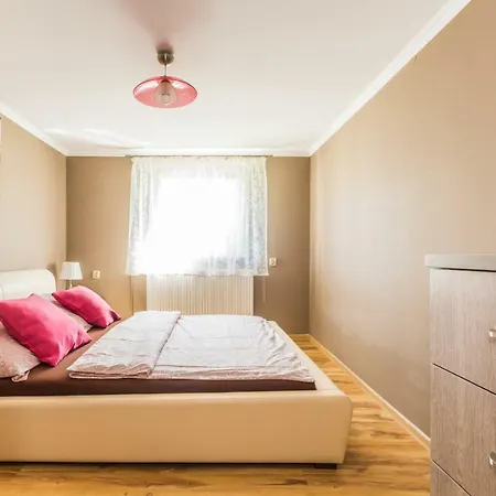 Privatunterkunft Cavilla - I